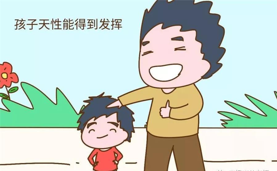 90后育婴师棠妈|郭晶晶不在家,霍启刚带孩子吃快餐,妈妈们笑称,爸爸带娃一个样