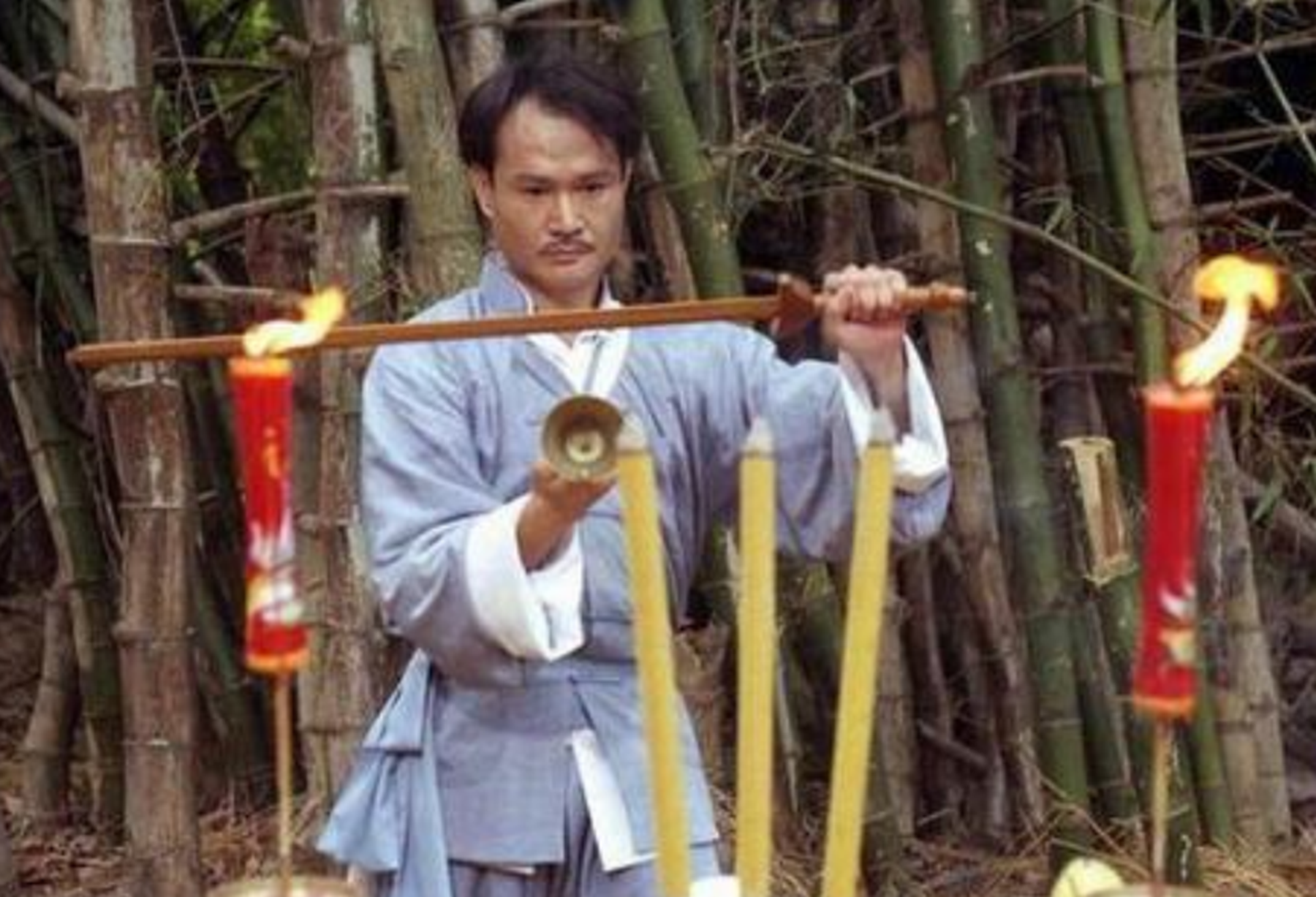 林正英|林正英拍了那么多僵尸片，真的不怕出事吗？其实早定下了4条规矩