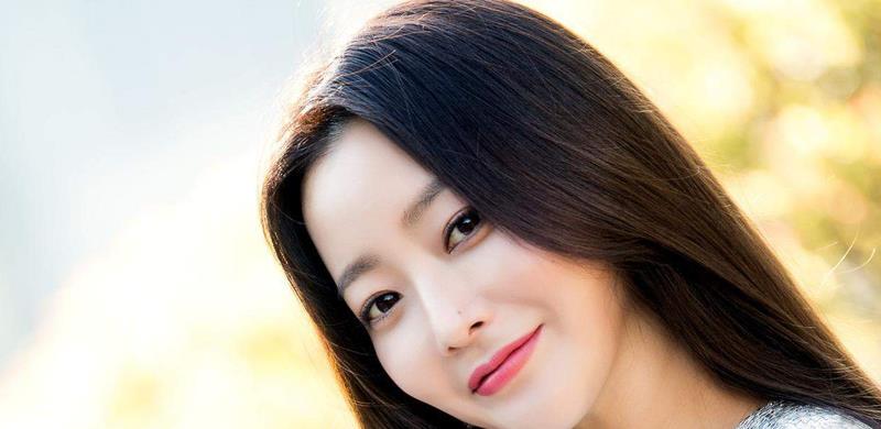 张艺兴|宋慧乔是好友，金喜善是姐妹，这位孩子他妈友情圈半径很大