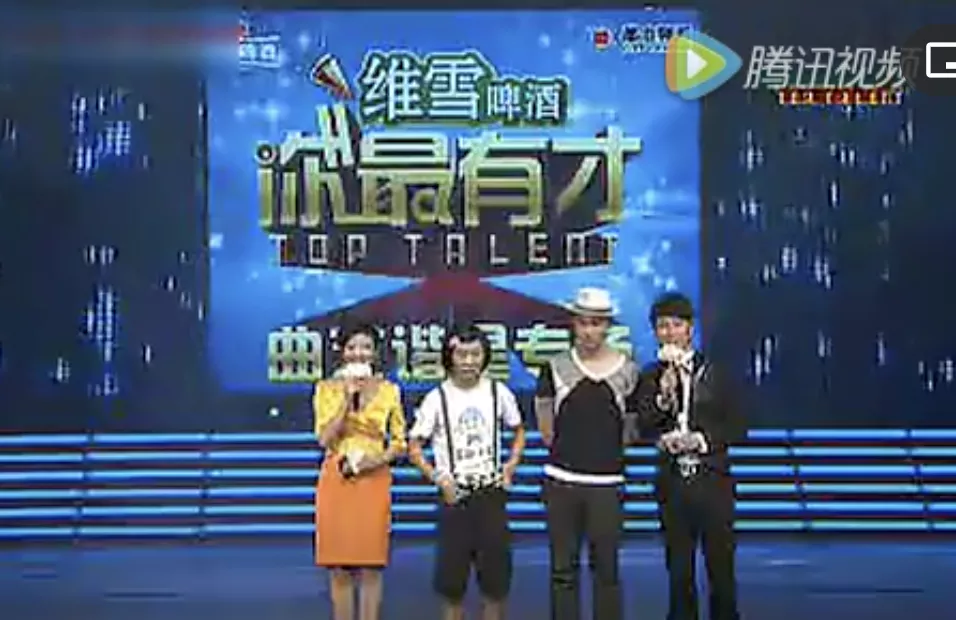 杨迪|知名男星当众下跪，被谢娜捧红，成为综艺顶流的他，到底有惨？