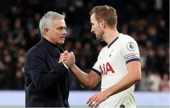 热刺|热刺迎来好消息,凯恩决定续约合同?球迷反对声一片?