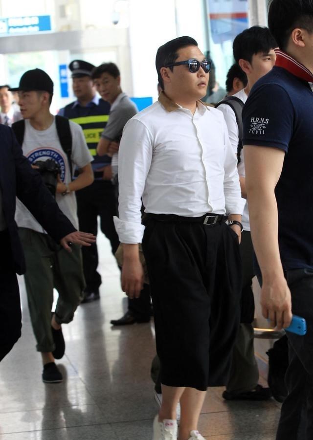 各抒己见 富三代歌星鸟叔,从火遍全球到“韩流之耻”,他究竟走错了哪步棋