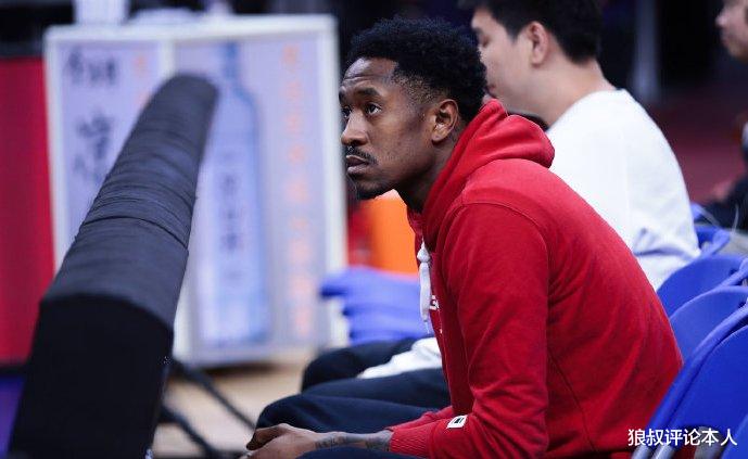 林书豪|2选1！曝秦晓雯或放弃续约超级外援，朱芳雨快出手，签约能拿四连冠