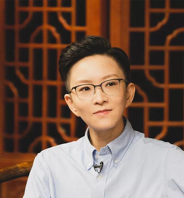 京剧|主流相声终于出手,王珮瑜收徒曹金为徒,怒斥老郭“糟蹋”京剧?