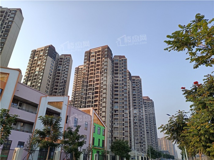 龙岗|实探南宁龙岗西：14个楼盘实景+道路建设，颠覆你的想象！