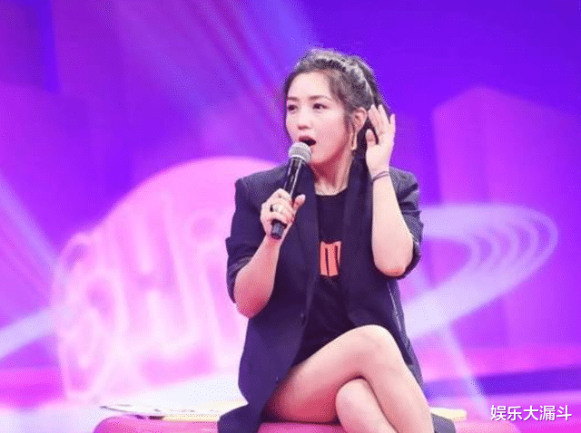 何洁|何洁摒弃油腻，减肥成功，重回颜值巅峰，原来用了这两种方法