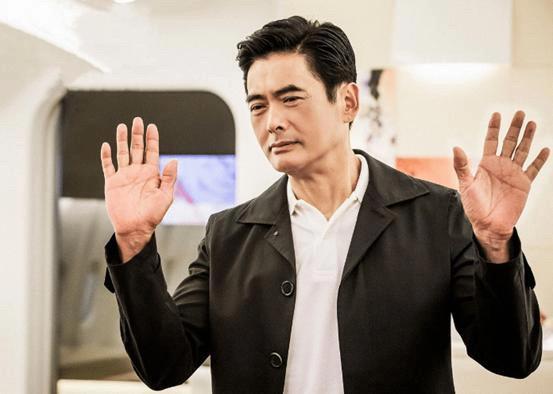 周润发|周润发是二哥，向华强是三哥，谢贤是四哥，看到大哥：真没想到！