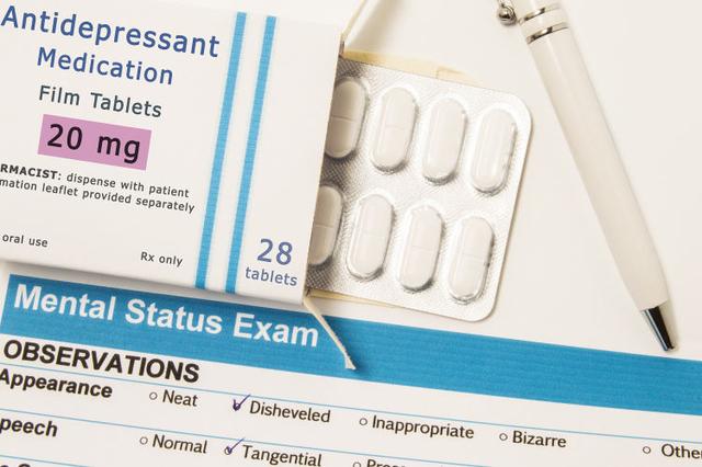 抑郁症|“4分钟确诊抑郁症,花了我2000大洋”丨深度