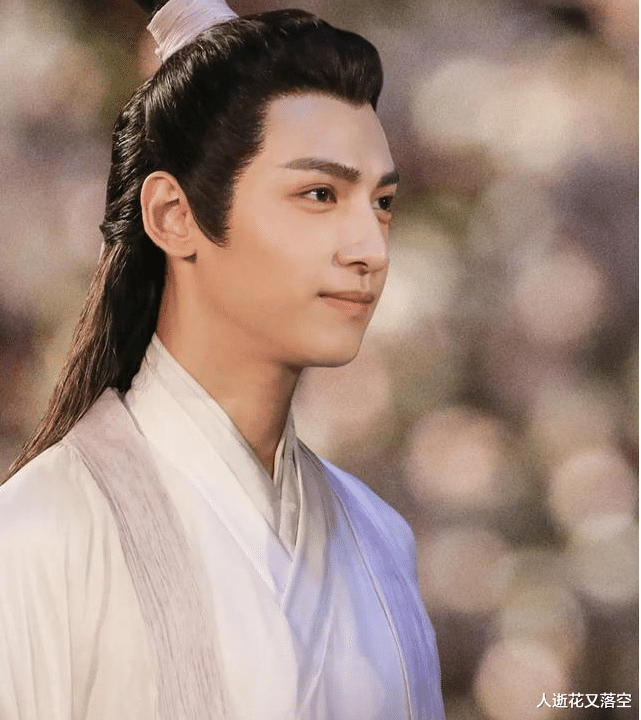 香蜜沉沉烬如霜|为什么《将夜》两部曲的播放量没有《香蜜沉沉烬如霜》的高呢？