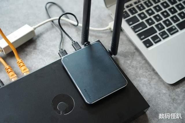 路由器|低调有“内涵”：功能强大，简单易用的蒲公英X5双频路由器体验