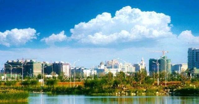 清影乱华裳 银川，宁夏省会城市，按2020年人均GDP分类，属于充分小康经济！