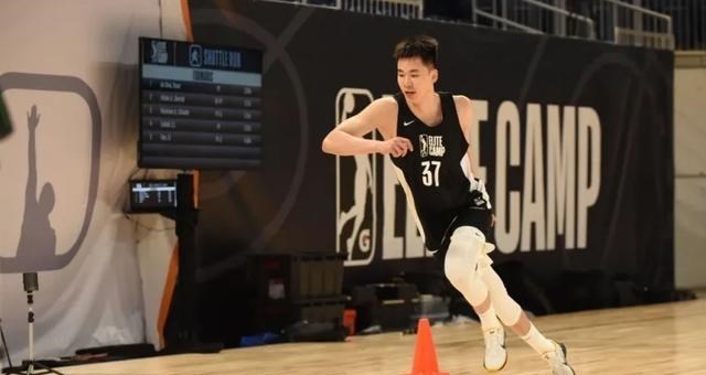 吴有情聊|21岁天才退出NBA原因曝光!许下三愿望 搭档王哲林携手李春江争冠