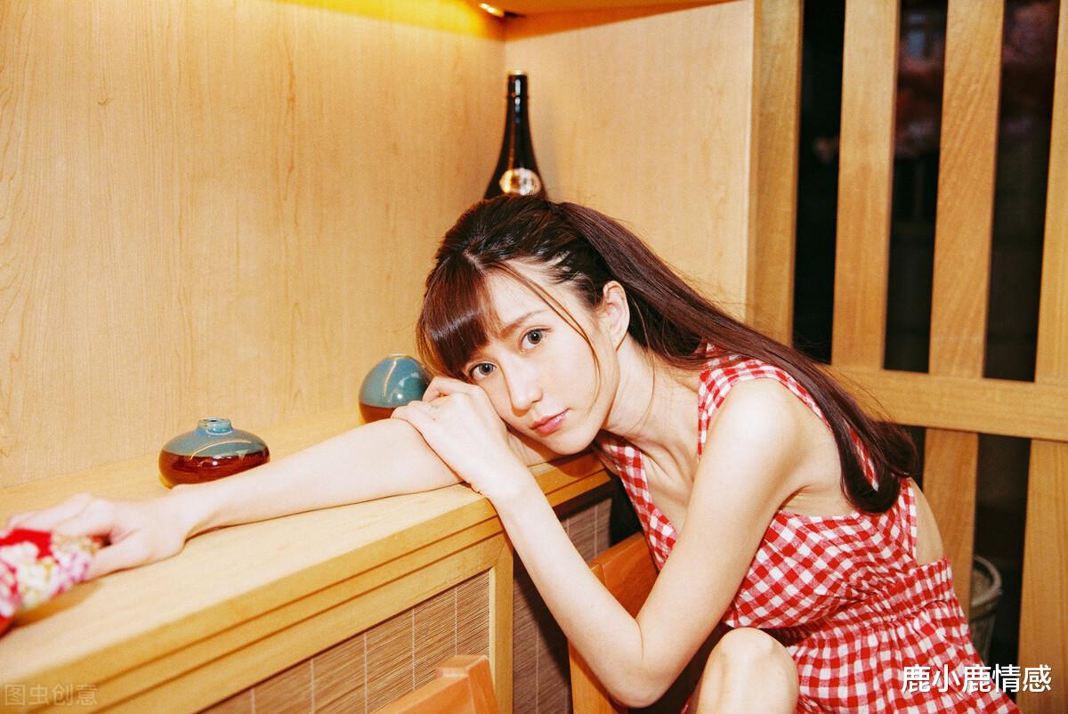 鹿小鹿情感|情商高的男人，不会帮女人三件事，笨男人才会插手