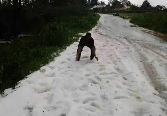 冰川期 地球气候越来越诡异！非洲热带国家狂下暴雪，冰河世纪要来了？