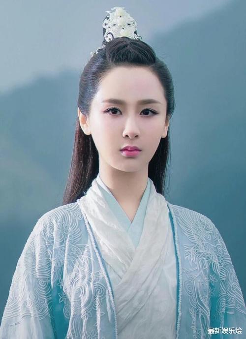 杨紫|网评四大“古装丑女”，杨紫、孟美岐上榜，最后一位简直辣眼