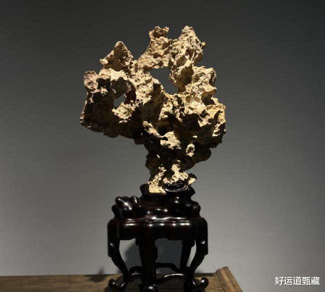 奇石|什么样的奇石价钱高,什么样的奇石才有收藏价值