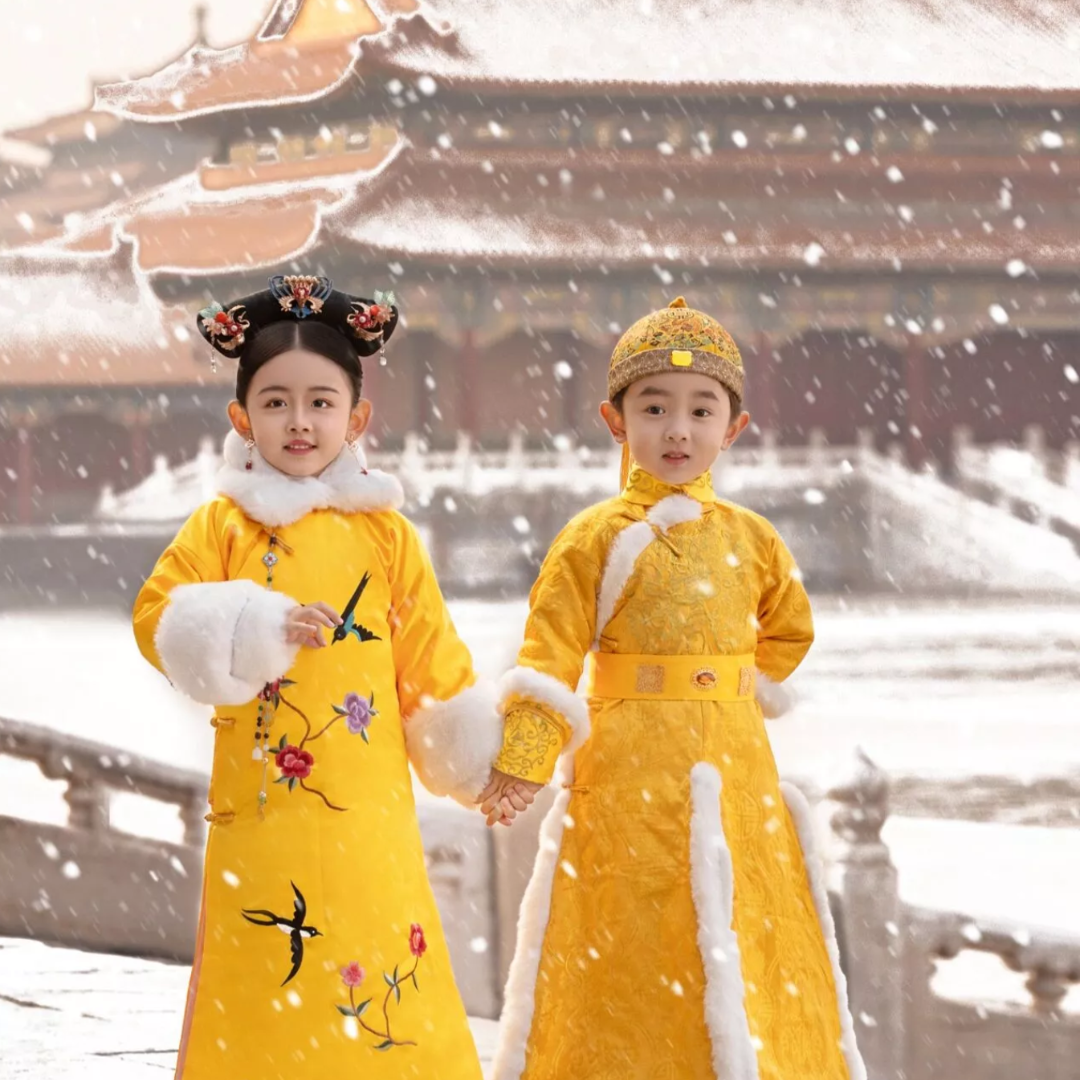 写真|萌娃拍宫廷风写真,完美展现“两小无猜”,网友:心都化了