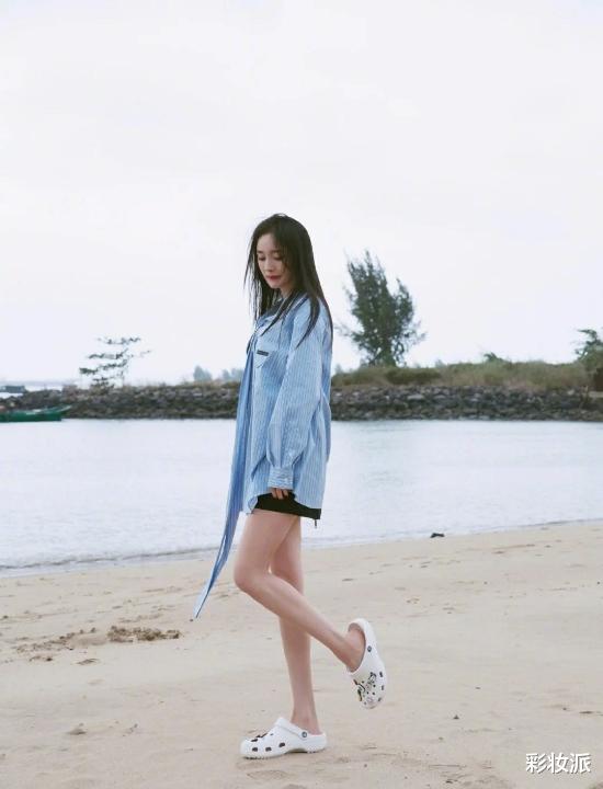 彩妆派|行走的衣服架子，杨幂的穿搭值得学习，时尚潮流突出自己