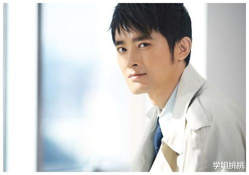 任泉|童年对“公子”的认知，就从他开始！衣服上都画了竹子