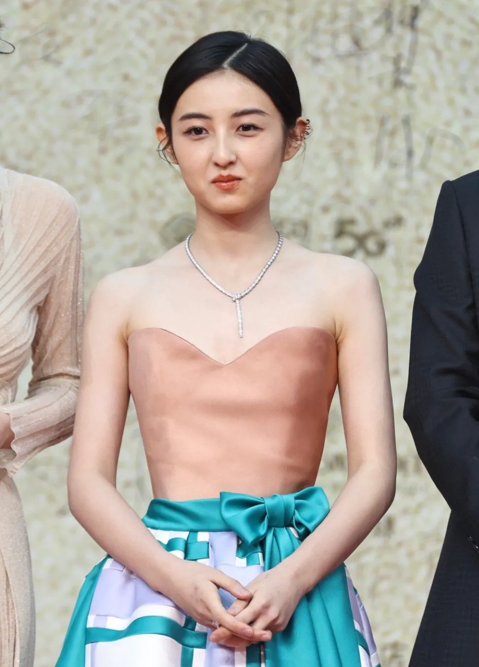 章子怡|刚刚，张子枫拿到金鸡影后