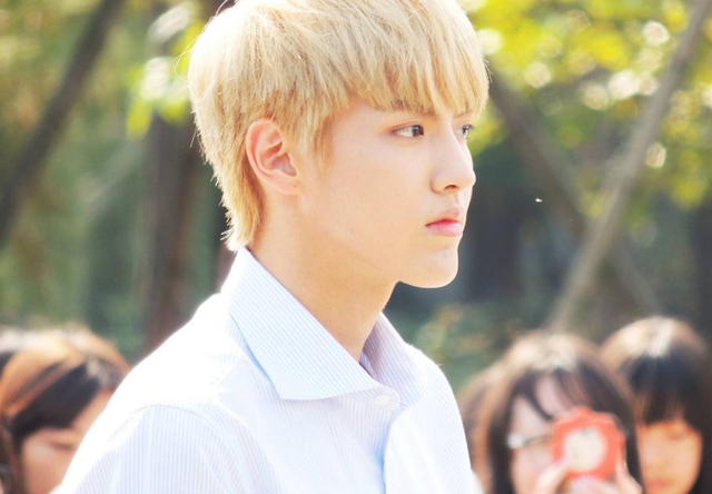 吴亦凡|吴亦凡彻底凉了，其粉丝疯狂报复娱乐圈？王一博肖战皆受牵连