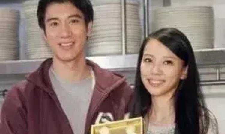 李靓蕾|终于明白45岁的王力宏为什么会这样缺乏勇气了！