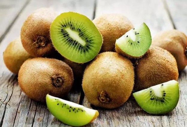 衰老|吃一口等于十斤猕猴桃，内分泌科：甲状腺不好要多吃，养出“金刚”甲状腺
