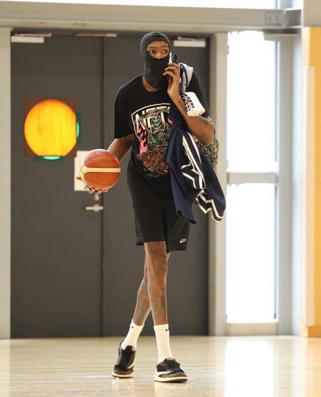 |那些年，阿杜與手機那些事兒...... ?