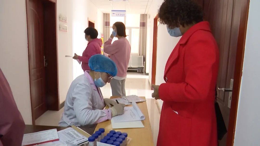 阿克塞县融媒体中心 我县开展2021年为民办实事妇女“两癌”免费筛查工作