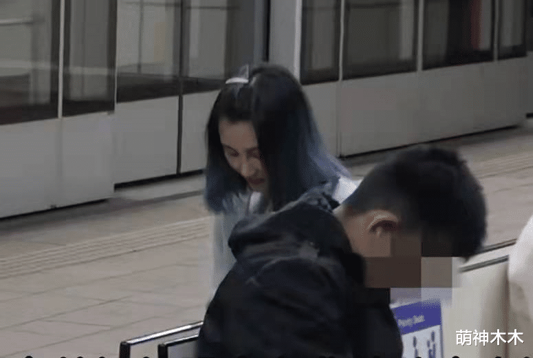 刘诗诗|蒋友柏豪门风光不再，带子女出门坐计程车，曾被前妻追讨抚养费