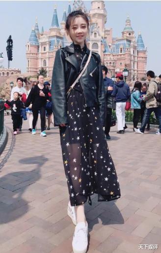 冯提莫|从“直播一姐”到“花钱买粉丝”，冯提莫的故事远比你想象的更恶劣