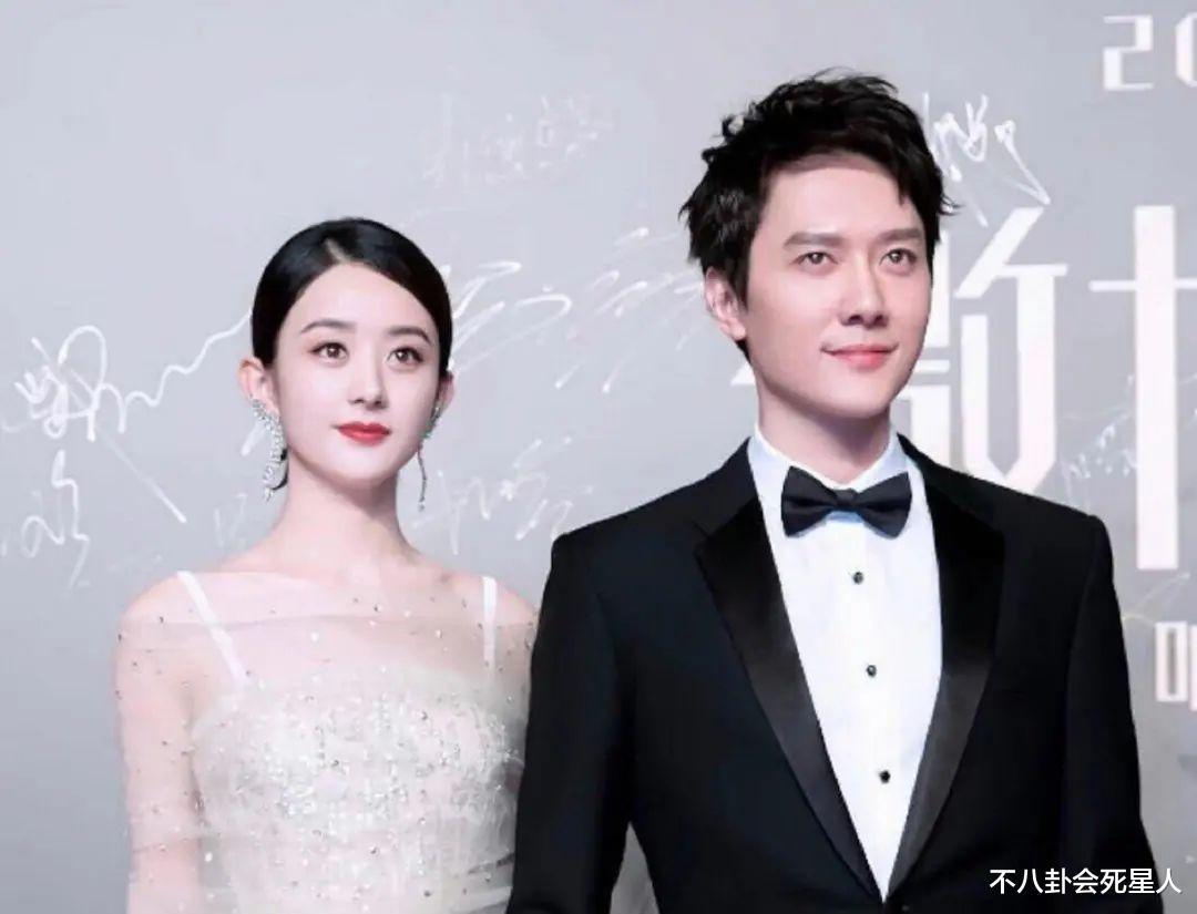 赵丽颖|赵丽颖带儿子出街，蹲下和孩子交流，结束后带儿子回冯绍峰家