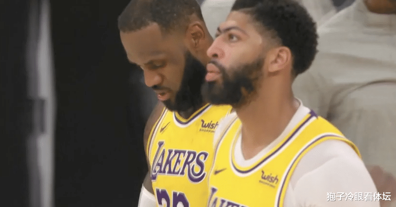 勒布朗·詹姆斯|双加时！鏖战47分钟还有油！詹姆斯99秒8分杀死比赛 坐技术台谈笑风生