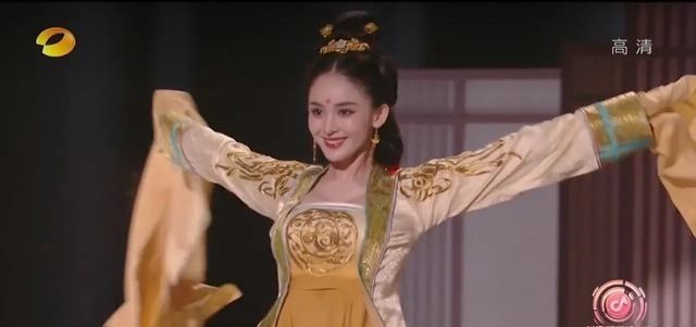 清浅微笑的我|古力娜扎不管是颜值还是舞蹈功底都不容置疑