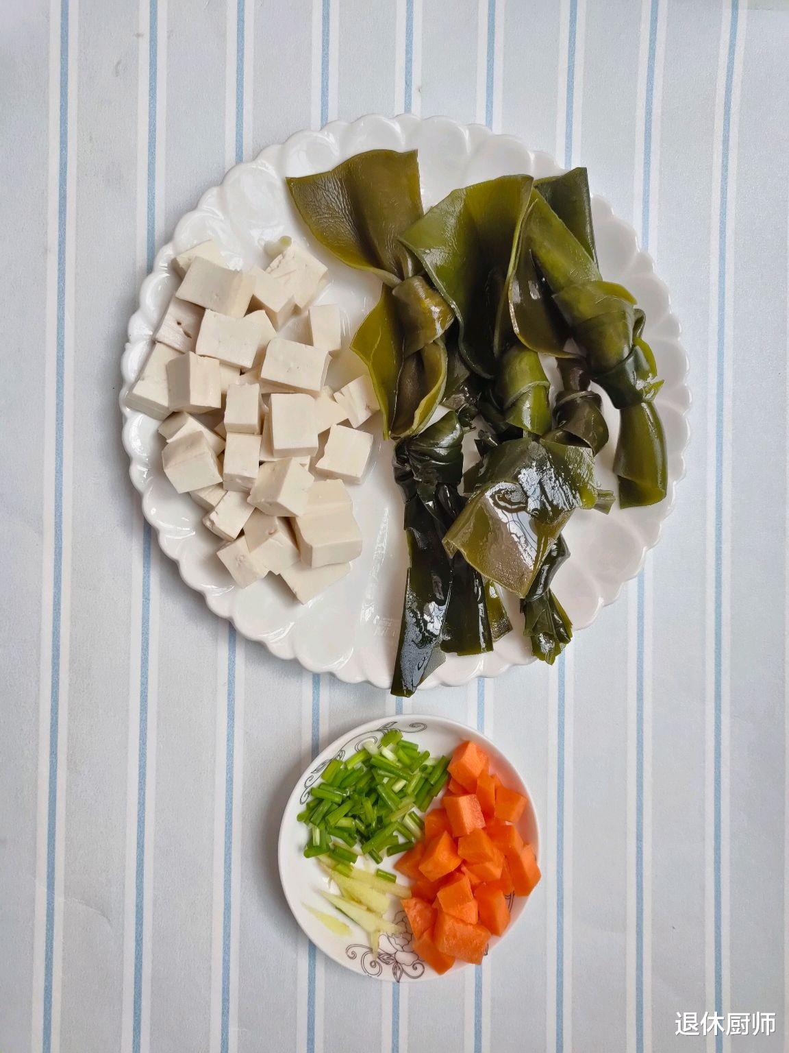 豆腐|豆腐和“它”一起煮，清肠道排油脂，相当于在慢跑，真管用