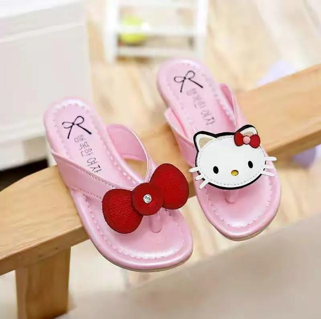 Ainee妈咪|给孩子选夏季童鞋有门道，看到这几类鞋子，家长记得“绕道走”