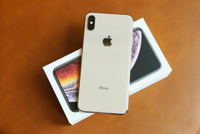 钉钉|用了4年iPhoneX，换上华为P50 Pro，憋了一肚子话不吐不快