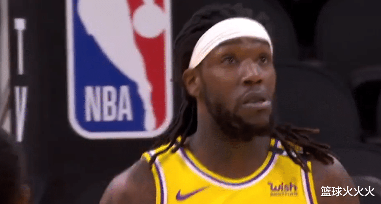 湖人隊|湖人慘敗！詹姆斯+庫茲馬盡力，小黑0分，哈雷爾回歸，沃格爾惆悵