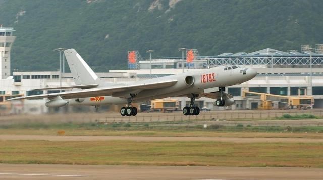 轰-6|轰-6唯一实战，险些将美国提康德罗加级巡洋舰击沉