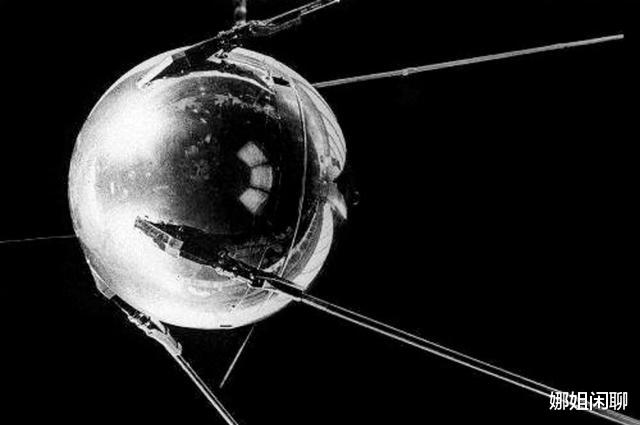 太空 第一只进入太空的狗，在宇宙飘了63年，人类为什么要毒死它？