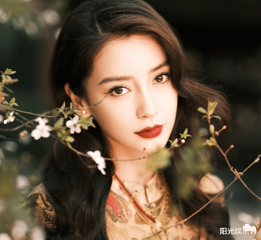 Angelababy|杨颖又接演古装大剧？看到女二人选后，baby演技又要被吊打了