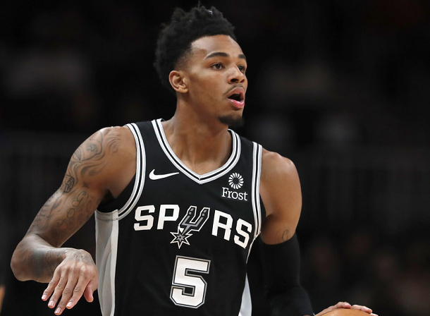 马刺队|新水花兄弟轰56+10记三分仍输球，格林上热搜，科尔表态！