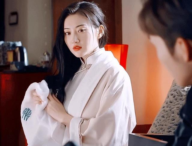 司藤司藤西竹真是半妖的孩子司藤秦放有血缘关系说出来别不信