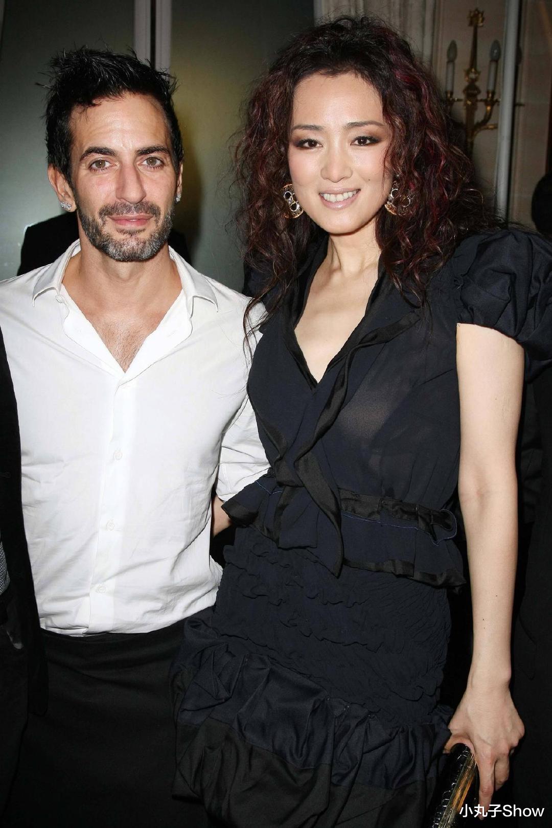 莫文蔚|巩俐、杨紫琼同框比美，不靠五官漂亮自带气场，一看就是高级人