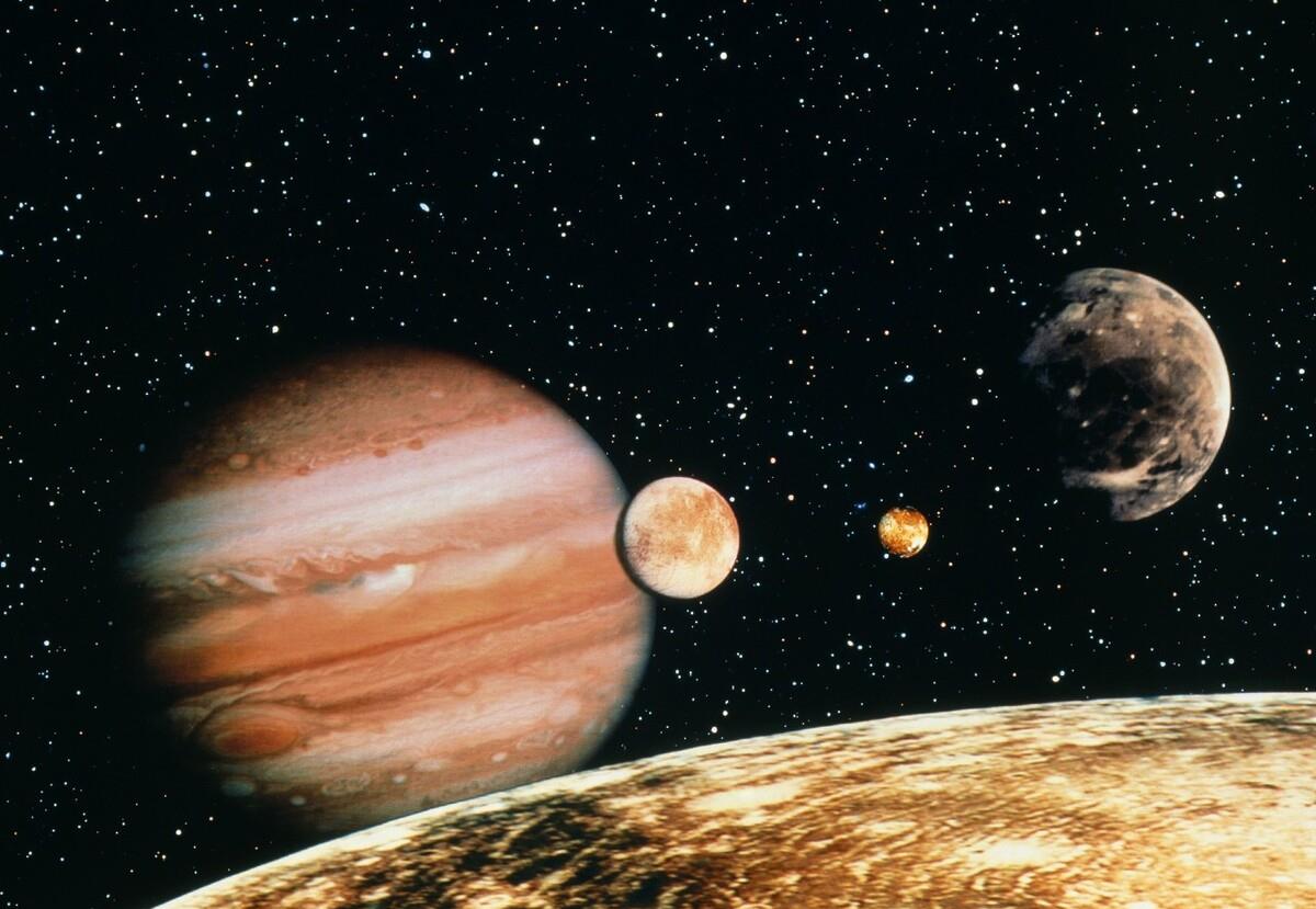 成分和太阳类似,质量最大的木星,会变成第二个太阳吗?