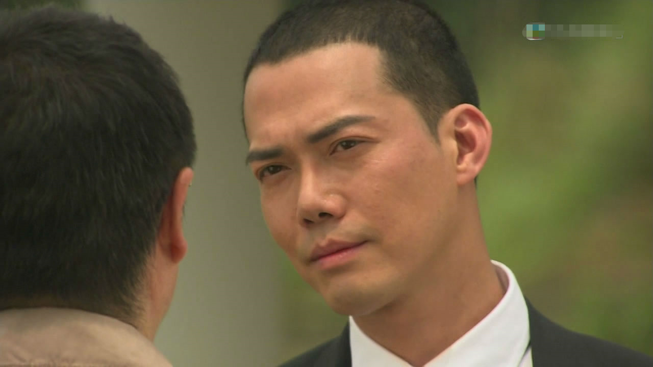 谢天华|曝谢天华曾因角色被设灵悼念，粉丝挂黑白照送花圈，超20万人拜祭