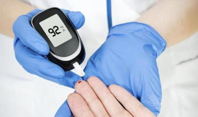 糖尿病|给糖尿病人提个醒：这5个习惯容易伤“胰岛”，看下你中招了吗？