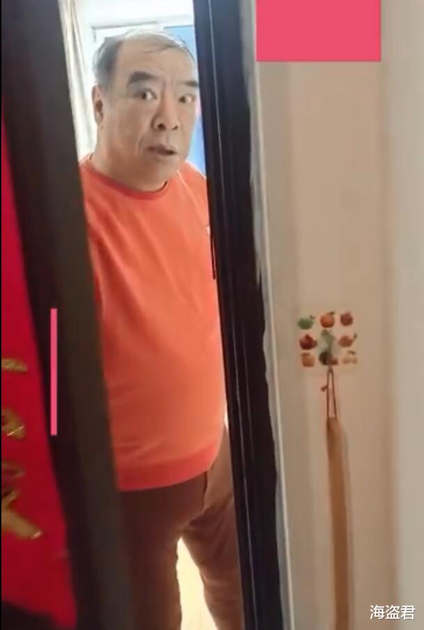 海盗君 山西一男子偷偷回家，才发现父母隐瞒生病，母亲看到儿子出现大哭