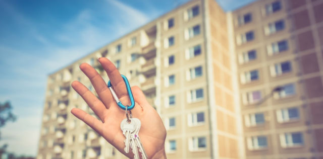 梵恩诗伊宁哥|为啥有些人宁愿将房子搁置,也不愿出租?了解过后才知他们的精明