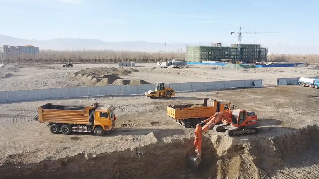 阿克塞县融媒体中心 我县多措并举力促重点项目开工建设